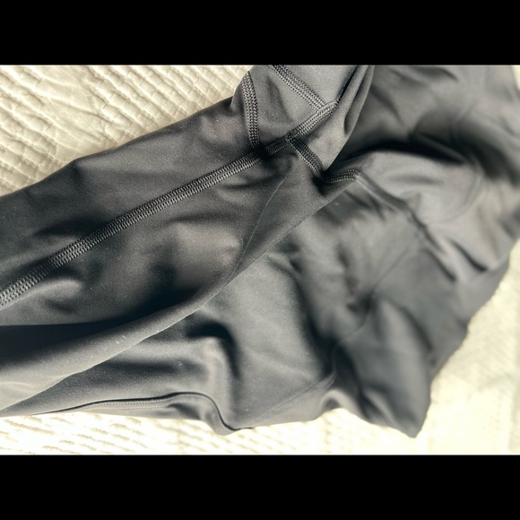 NWOT Lululemon Instill “25 graphite grey - Picture 2 of 4